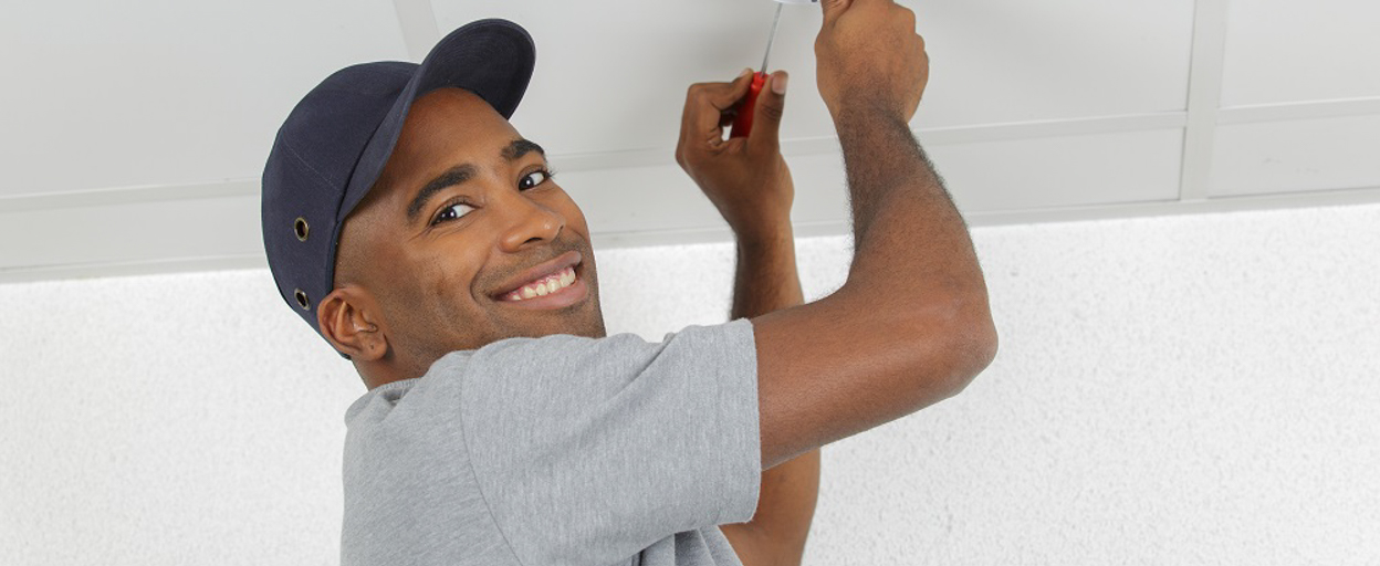 2022 smoke alarm legislation applies to both tenancies and sale contracts